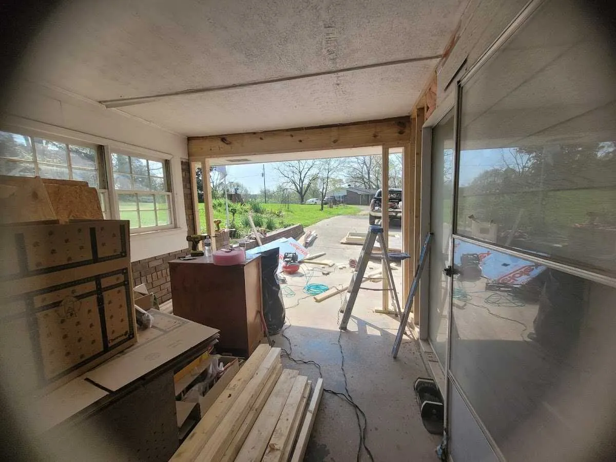 Air movers and dehumidifier for Water Mitigation Services in Blythe